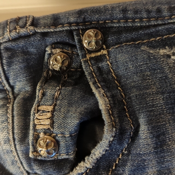 Miss Me Embellished Blue Jeans 27 - Picture 5 of 7